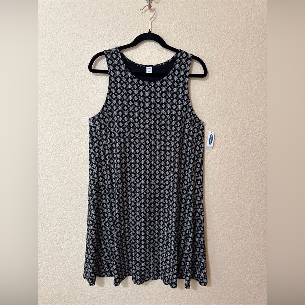 NWT Old Navy Women's Sleeveless Dress Casual Wear Stretch Black Sz L Comfort